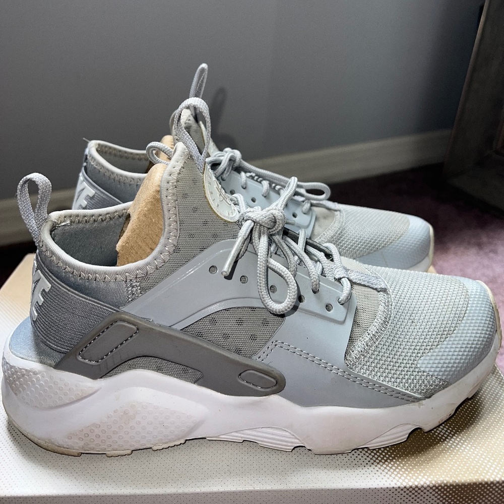 Nike Huarache Sneakers